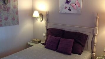 1 chambre, fer et planche Ă repasser, accĂšs Internet, draps fournis