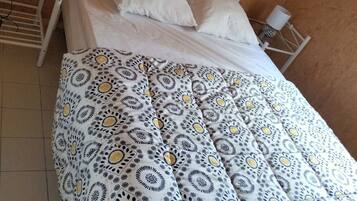 3 chambres, fer et planche Ă repasser, lit parapluie, Wi-Fi