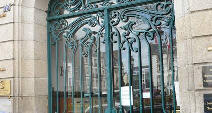 Charmantes Apartmenthaus 19. im historischen Stadtzentrum.
