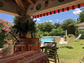 Property grounds - Large house in Sernhac (Sernhac)