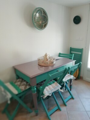 Dining - Large house in Sernhac (Sernhac)