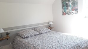 2 Schlafzimmer, Bügeleisen/Bügelbrett, kostenloses WLAN