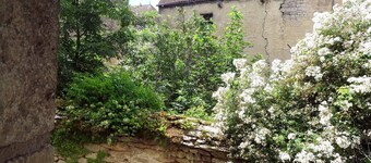 THE STONE HOUSE - COMFORTABLE CHARMING HOUSE FROM THE 15TH CENTURY