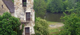 Nær Carennac: Frittliggende Stone hus med terrasse og privat hage