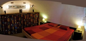 1 chambre, lit parapluie, Wi-Fi, draps fournis