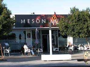 Outdoor dining - Superb private pool house between sea and mountains, calm and relaxation assured (Orihuela (Alicante))