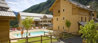 JOLI T2, 4/P rdc  3 étoiles  (ch. vacances acceptes )