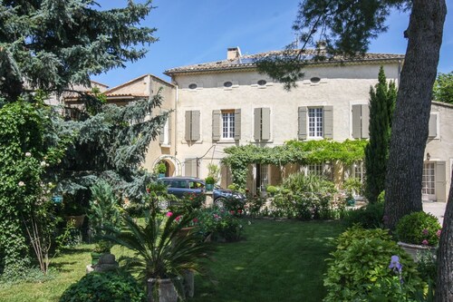 Apartment in traditional farmhouse with swimming pool for 2 people, 2 bedrooms