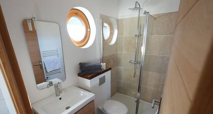 Cottage by the sea and close to the town center in Cabourg.