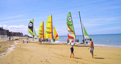 Cottage by the sea and close to the town center in Cabourg.