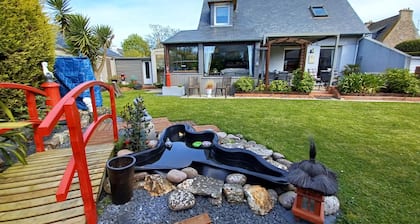 700m from St Malo beach: beautiful, quiet villa with garden