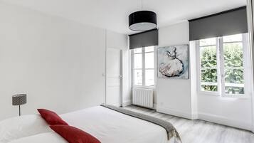 1 chambre, fer et planche Ă repasser, Wi-Fi gratuit, draps fournis