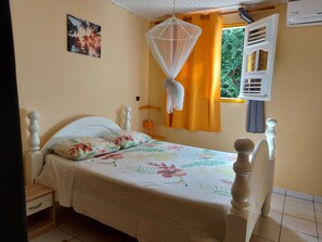 2 多间卧室、熨斗/熨衣板、免费 WiFi、床单