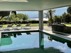 Indoor pool, a heated pool - Roses: Magnificent contemporary villa with an indoor pool (Roses)