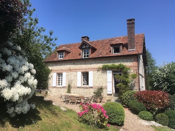 Vue maison de la piscine