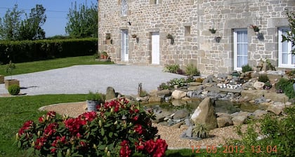 Gîte de campagne, classé 3* avec 3 chambres, pour  6 personnes, toute équipé