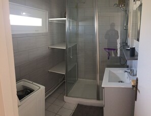 Bruser, Toiletpapir