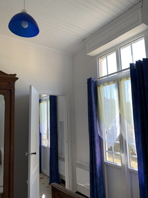 Interior - Traditional house, style "villa soulacaise", near the beach (Soulac-Sur-Mer)