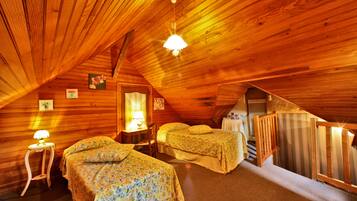 2 chambres, fer et planche Ă repasser, Wi-Fi gratuit, draps fournis