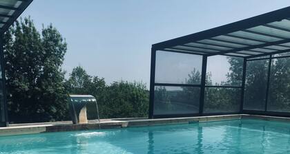 Beautiful character residence for 10 people