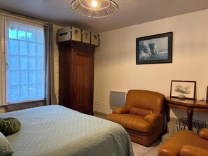 1 bedroom, in-room safe, iron/ironing board, free WiFi - NICE APARTMENT T2 STANDING NEAR PAIMPOL AND BEACHES (Pléhédel)