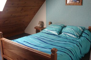 2 bedrooms