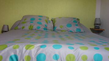 2 bedrooms