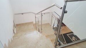 Interior - LUXURIOUS VILLA OF 300 M2 AT THE WATERFRONT ON THE COSTA BRAVA (ROSES)