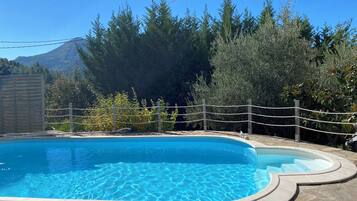 Piscine extérieure