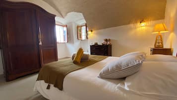 1 chambre, fer et planche Ă repasser, Wi-Fi gratuit, draps fournis