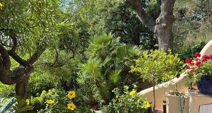 Mas 86m2 in Grimaud with exceptional view of the sea and Gulf of Saint-Tropez