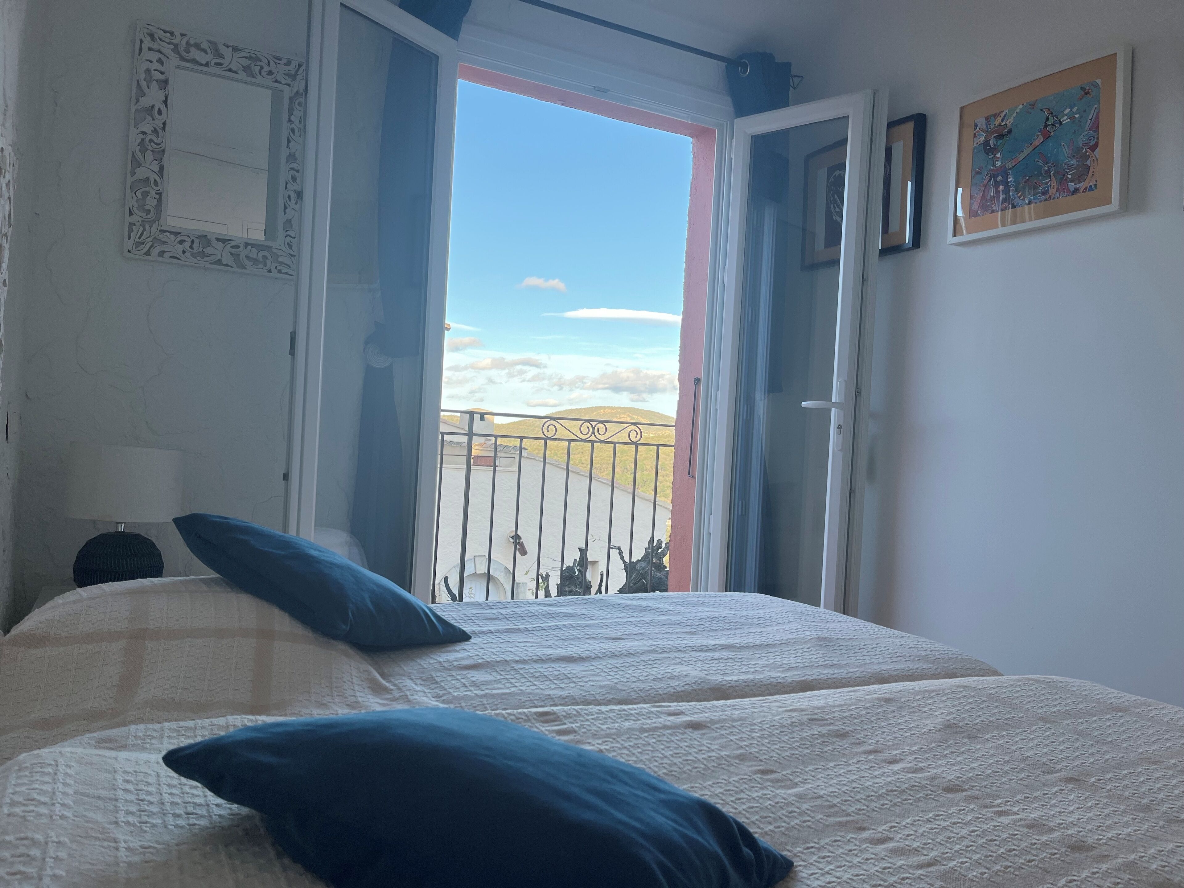 3 chambres, bureau, fer et planche à repasser, Wi-Fi gratuit