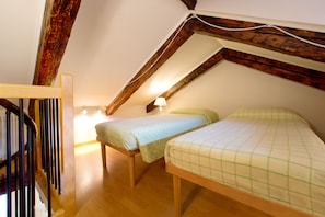 2 Schlafzimmer, Bügeleisen/Bügelbrett, WLAN, Bettwäsche