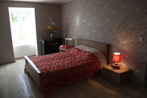 2 Schlafzimmer, Bügeleisen/Bügelbrett, kostenloses WLAN, Bettwäsche