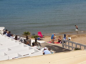 Vlak bij het strand