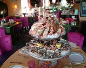 Dining - SEASIDE VILLA / PETS ACCEPTED / WIFI / (Le Tréport)