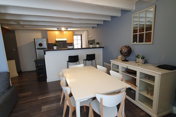 Espace repas et cuisine