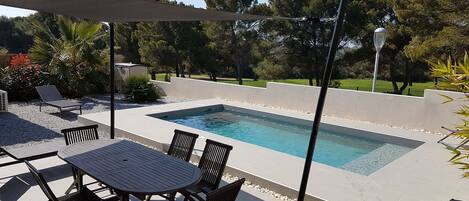 Piscine extérieure, piscine chauffée