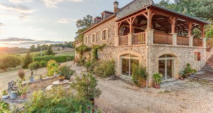 House with pool Dordogne Périgord Noir