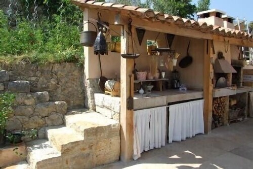 Mazet with private pool and terrace 100m², refined benefits