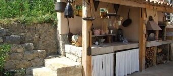 Mazet with private pool and terrace 100m², refined benefits