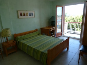 2 Schlafzimmer, Bügeleisen/Bügelbrett, kostenloses WLAN