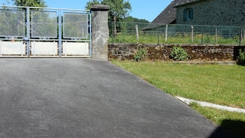 Enceinte de lâhĂ©bergement