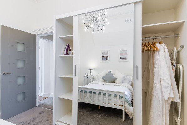 1 Schlafzimmer, Bügeleisen/Bügelbrett, WLAN, Bettwäsche