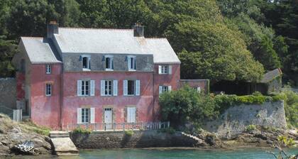 Séné seaside lodging (classified 2 stars)
