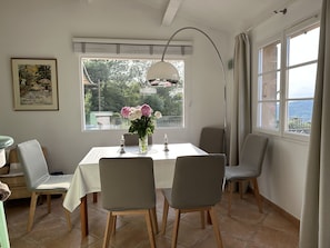 Dining - Top of villa air-conditioned private pool panoramic view (La Garde-Freinet)