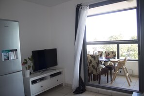 Interior - apartment close to lagoon of saint-pierre (saint pierre)