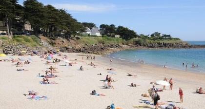 Villa Ă l'Ile Grande, sur la CĂŽte de Granit Rose avec vue mer .