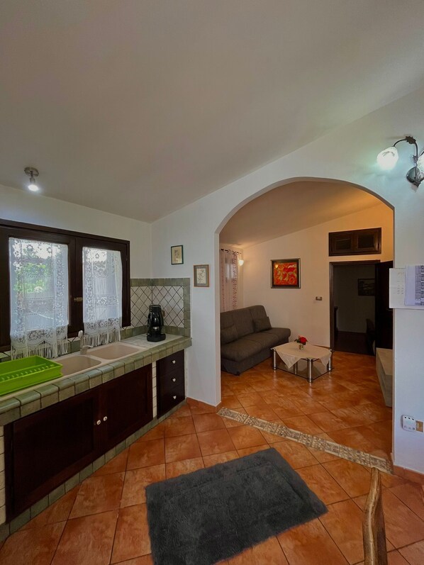 Fernseher, Stereoanlage