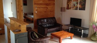 Pretty Chalet of 65m2 with garden, BBQ, parking and WiFi